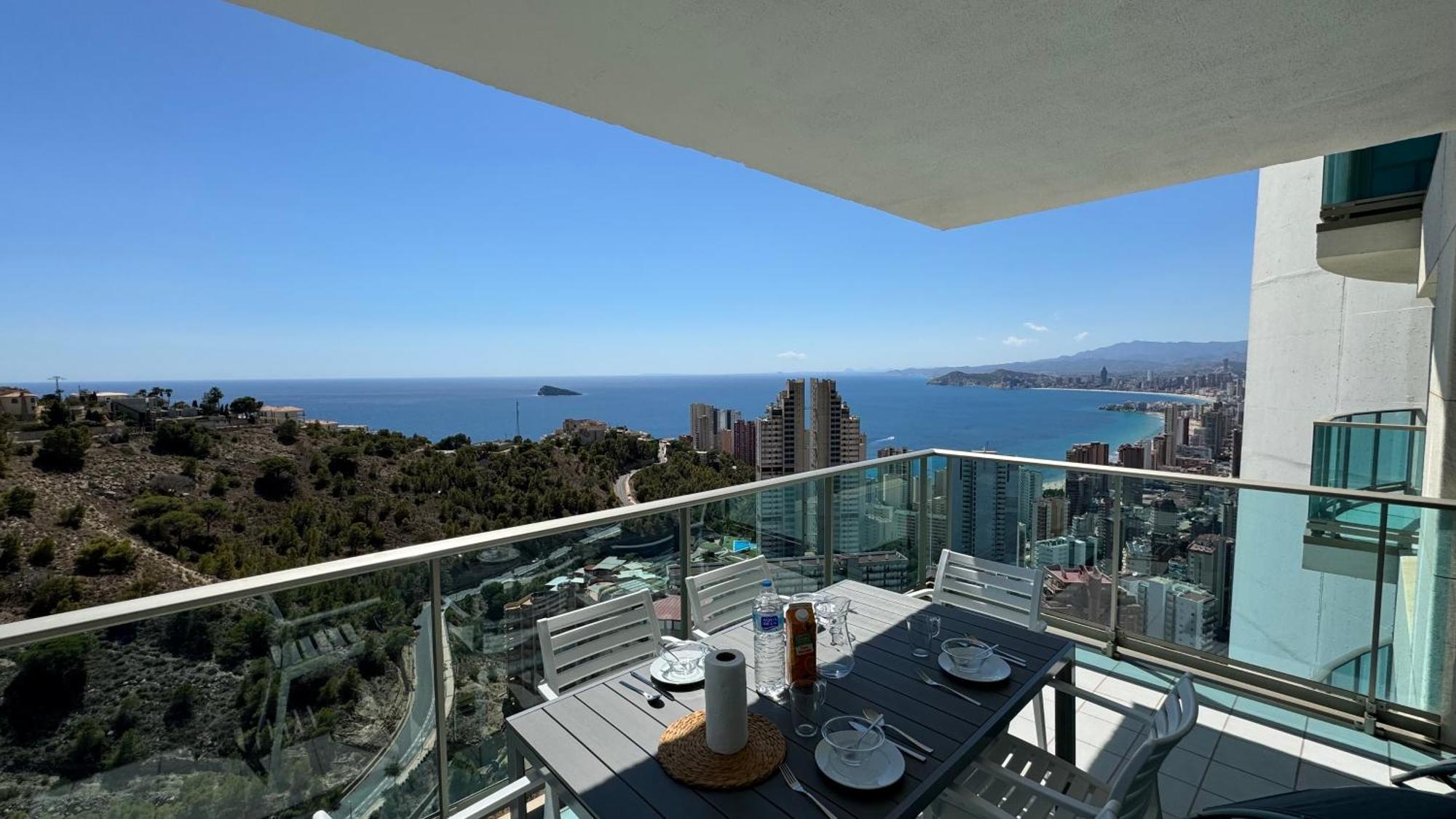 Planta 28 - 2 Dormitorios Con Vistas Бенидорм Екстериор снимка